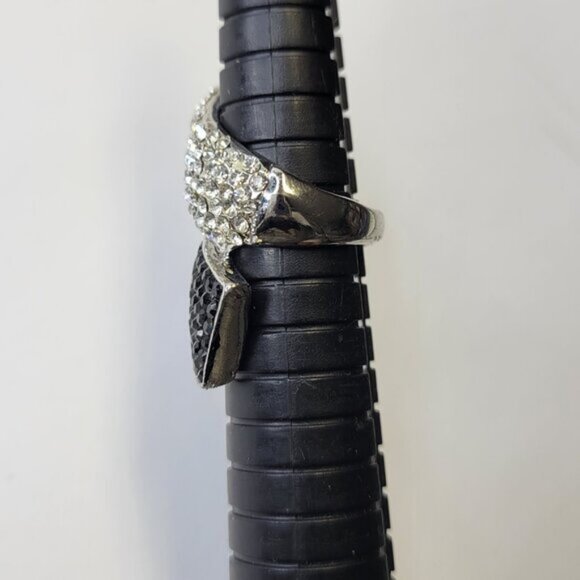 Huge Black and Silver Crystal Fashion Cocktail Ring - Size 5 - Picture 9 of 11